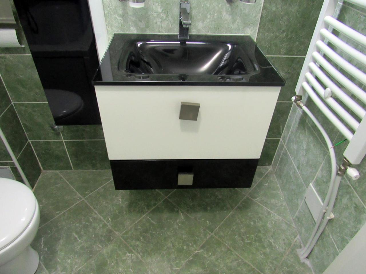 65 Square Meters Designer Apartment In Heart Of City - River View ! Park For Free Nis Ngoại thất bức ảnh